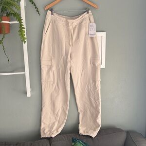 NWT Athleta Forever Fleece Cargo Jogger, Bone, medium tall